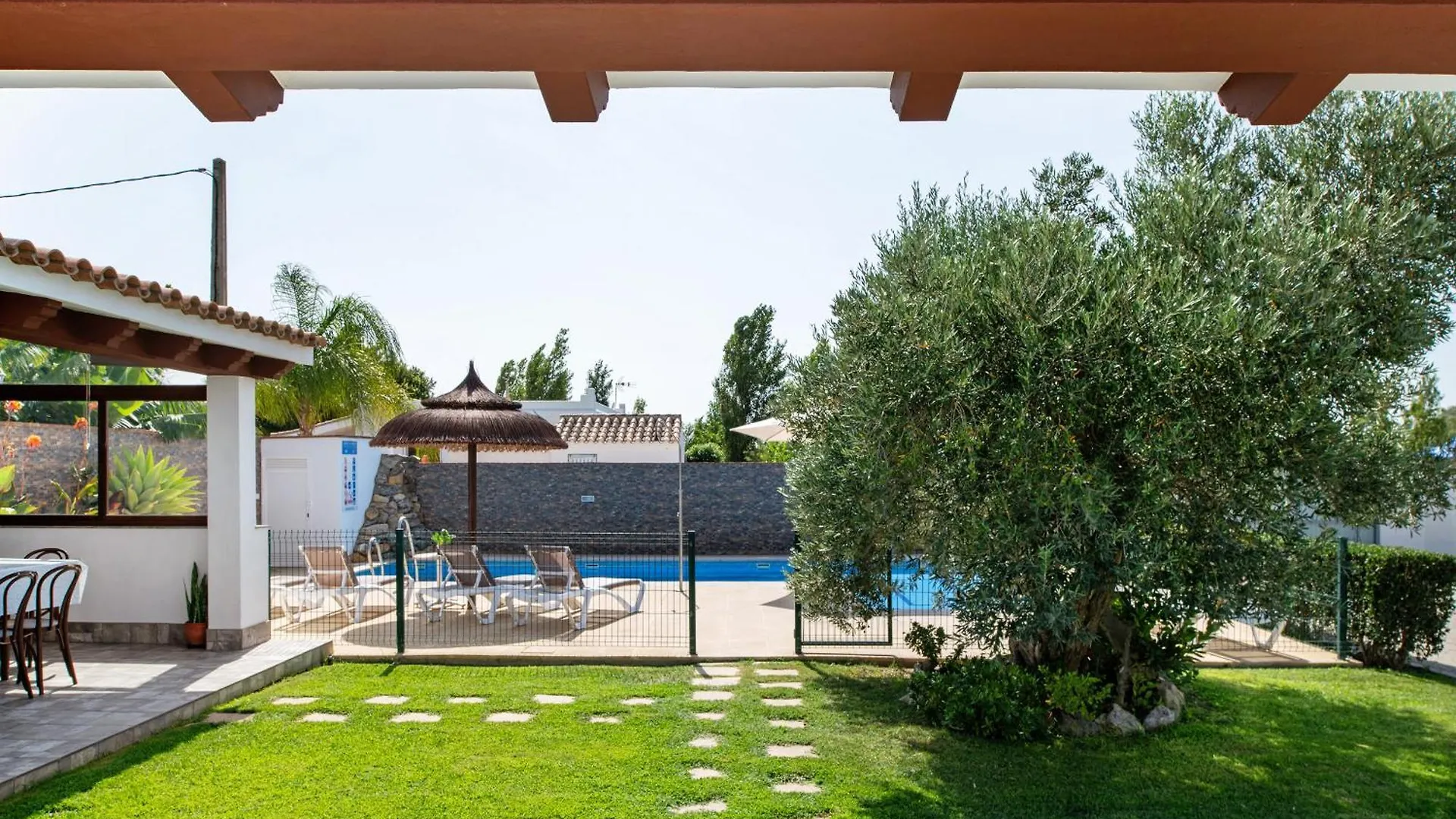 Holiday home Villa Mendoza Olivo Conil De La Frontera Spain